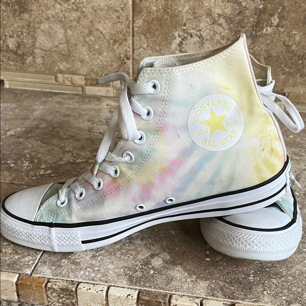 Converse  All Star Multicolor High-Top Sneakers Men’s 8.5, Women’s 10.5